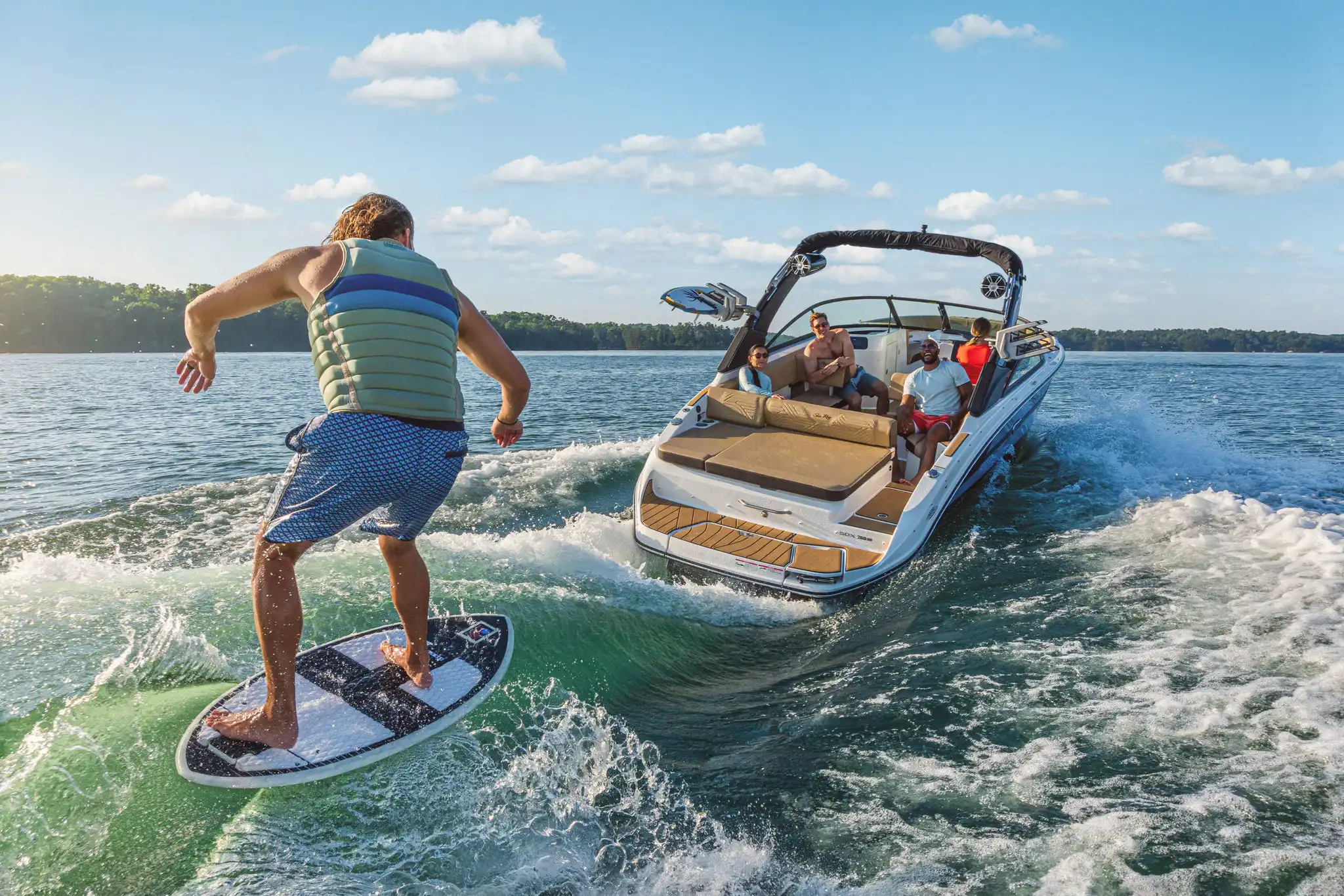 Wake sports safety basics: the rules everyone on the boat should know